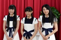 Dorothy Little Happy。左からMARI、MIMORI、RUUNA。