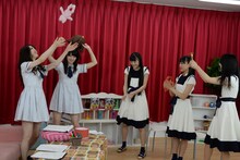 ゲームで楽しむ乃木坂46＆Dorothy Little Happyの面々。