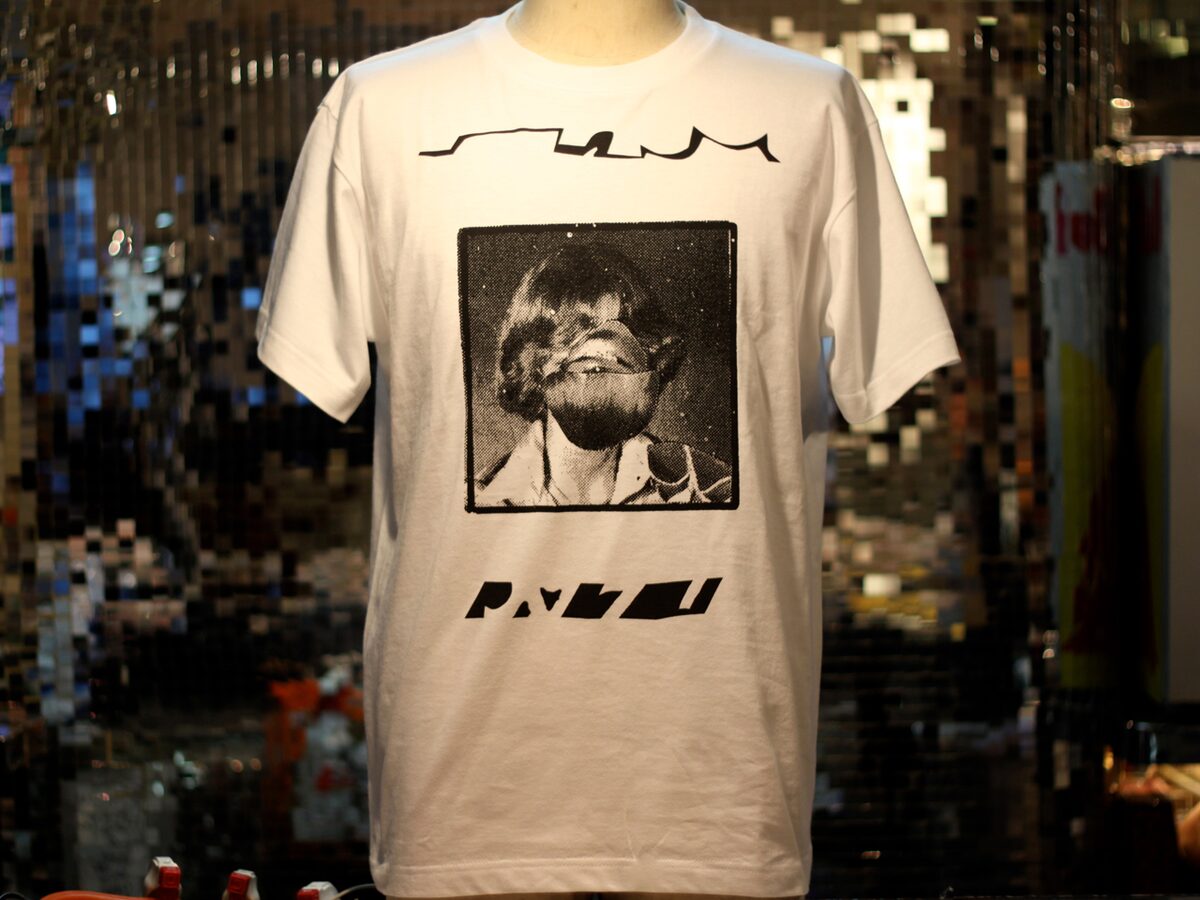 五木田智央がデザインしたLIQUIDROOM ebisu 10周年記念Tシャツ 