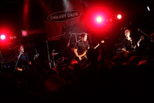 SWANKY DANK「SWANKY DANK Circles Tour」東京・UNIT公演の様子。（Photo by kohei suzuki）