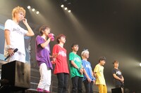 超特急「"BULLET TRAIN ONEMAN SHOW 2014" 真夏の全国Zepp TOUR～孤高の戦士達が力を解き放つ時 '感電注意報発令！' ～」東京・Zepp Tokyo公演の様子。