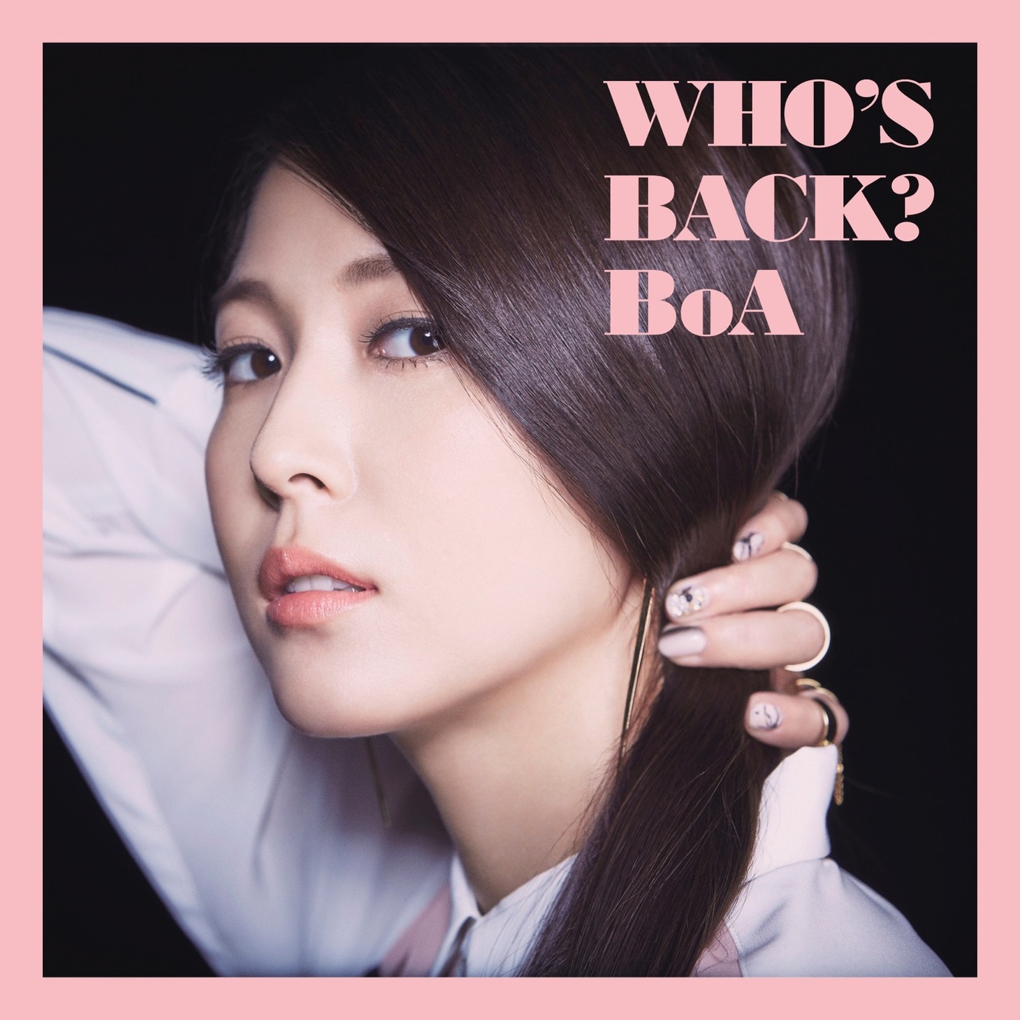 BoA「WHO'S BACK?」CD+DVD盤ジャケット