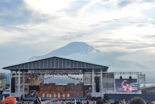 私立恵比寿中学「エビ中 夏のファミリー遠足　略してファミえん in 山中湖」の様子。