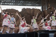 私立恵比寿中学「エビ中 夏のファミリー遠足　略してファミえん in 山中湖」の様子。