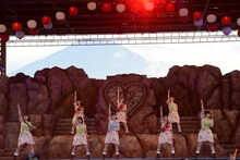 私立恵比寿中学「エビ中 夏のファミリー遠足　略してファミえん in 山中湖」の様子。