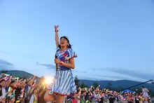 花道を駆ける星名美怜。