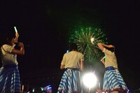 私立恵比寿中学「エビ中 夏のファミリー遠足　略してファミえん in 山中湖」の様子。