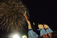 2014年「エビ中 夏のファミリー遠足 略してファミえん in 山中湖2014」の様子。