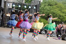 チームしゃちほこ「MUSIC LIFE' 14 in 長崎」出演時の様子。