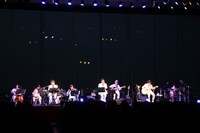 DEEN「Summer Resort Live ～4th wave～」神奈川・大さん橋ホール公演の様子。