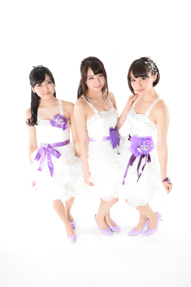 アイリス。中央がリオ。