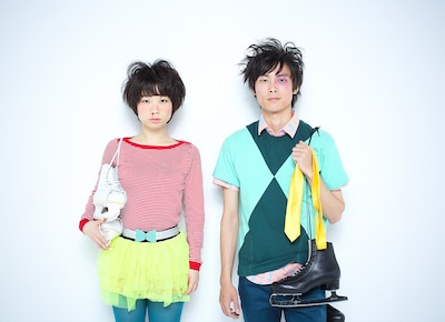 蜜。左から木村ウニ（Vo）、橋詰遼（Vo, G）。