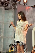 LiSA「めざましライブ」の様子。