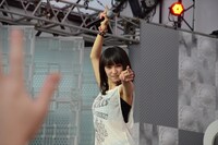 LiSA「めざましライブ」の様子。