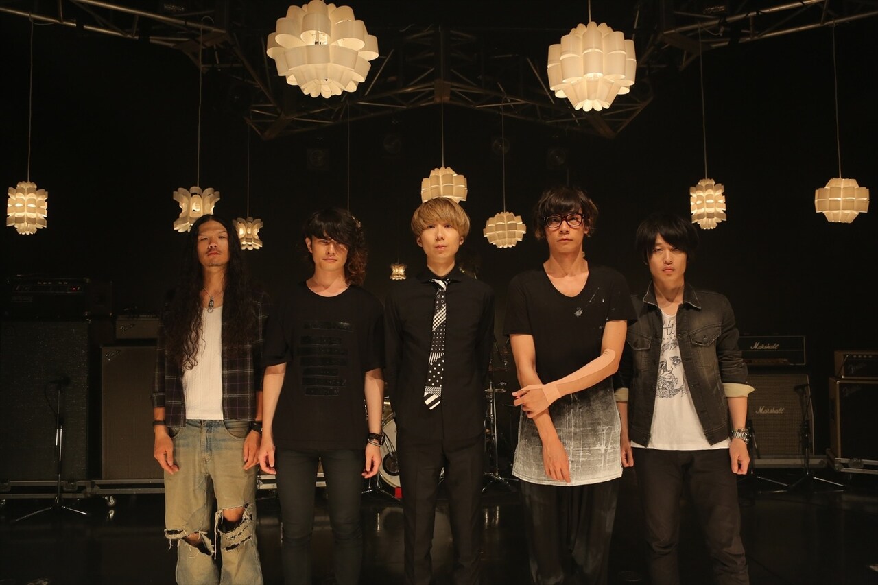 [Alexandros]と川谷絵音（indigo la End、ゲスの極み乙女。）。