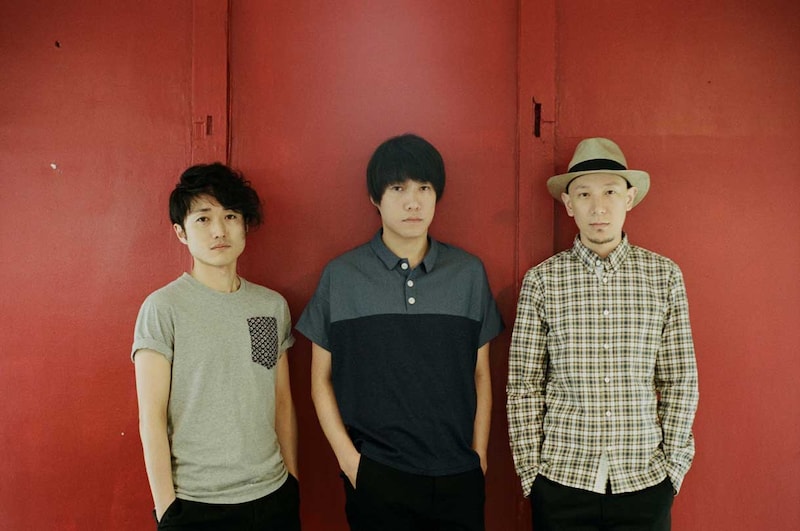 フジファブリック。左が金澤ダイスケ(Key)。