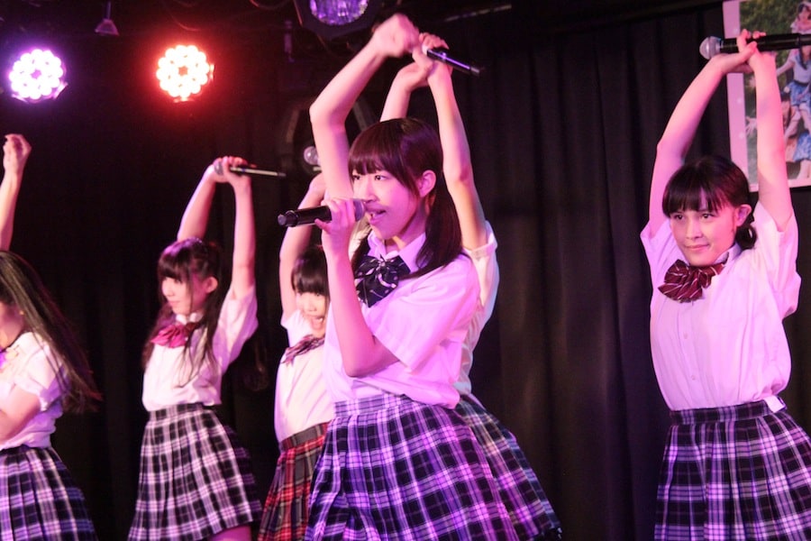 アイドルカレッジ、感謝込めてアクロバット