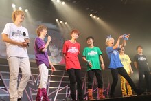 超特急「"BULLET TRAIN ONEMAN SHOW 2014" 真夏の全国Zepp TOUR～孤高の戦士達が力を解き放つ時 '感電注意報発令！' ～」福岡・Zepp Fukuoka公演の様子。