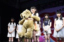 「AKB48グループ夏祭り」の様子。(C)AKS