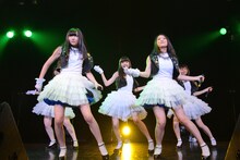 「東京女子流 TGS Discography in August（2nd Album「Limited addiction」より）」の様子。