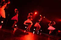 「東京女子流 TGS Discography in August（2nd Album「Limited addiction」より）」の様子。