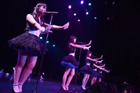 「東京女子流 TGS Discography in August（2nd Album「Limited addiction」より）」の様子。