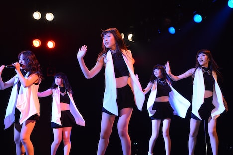 「東京女子流 HARDBOILED NIGHT 第2夜『The Big Sleep 大いなる眠り』」の様子。