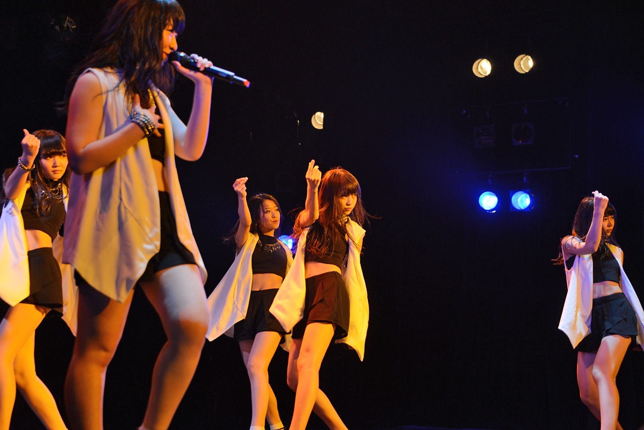 「東京女子流 HARDBOILED NIGHT 第2夜『The Big Sleep 大いなる眠り』」の様子。