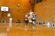 華麗にジャンプする小池。