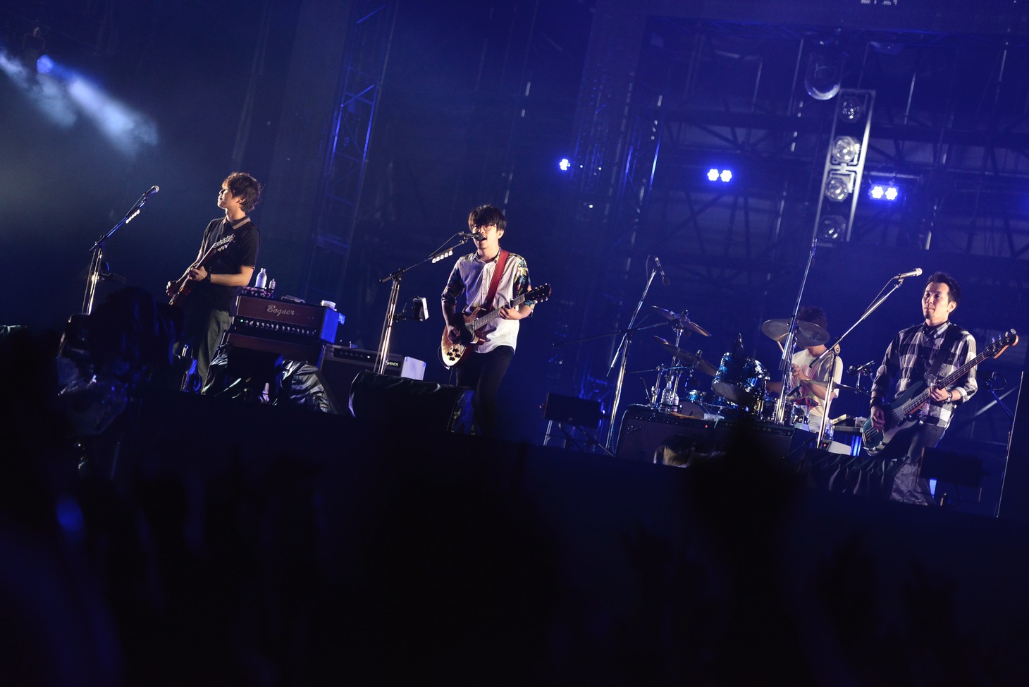 ASIAN KUNG-FU GENERATION