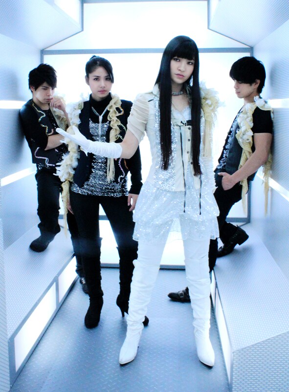 AKINO with bless4