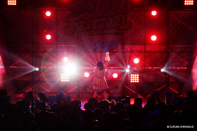 8月2、3日に開催された「東京アイドルフェスティバル」でのクルミクロニクルのステージの様子。
