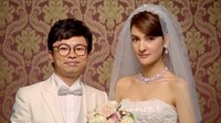「スドーさん スーモで住まい探し」結婚編のワンシーン。