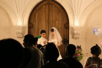「スドーさん スーモで住まい探し」結婚編のメイキングカット。