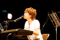 たま（Vo, Piano）