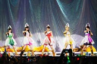 ももいろクローバーZ