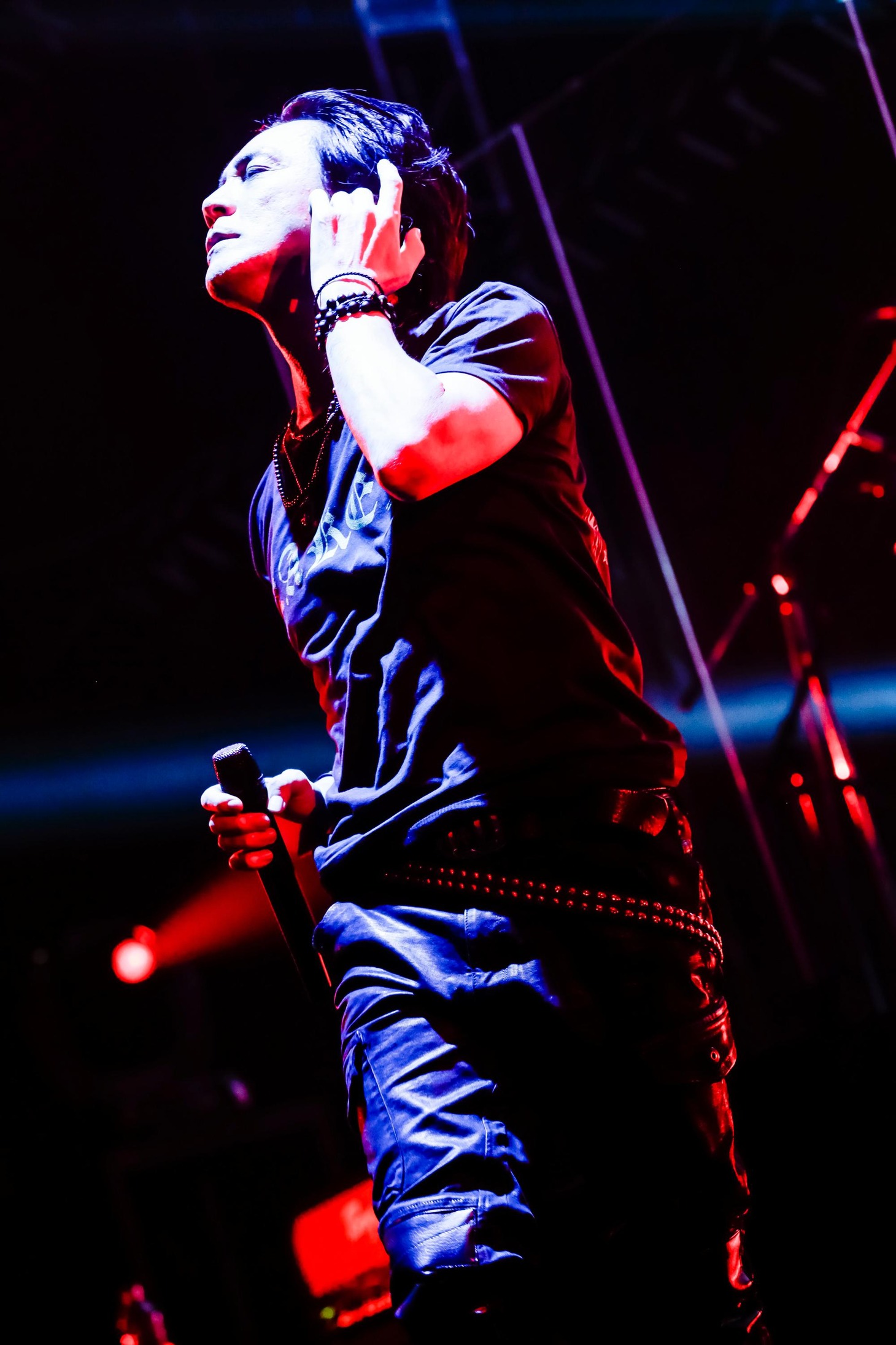 氷室京介