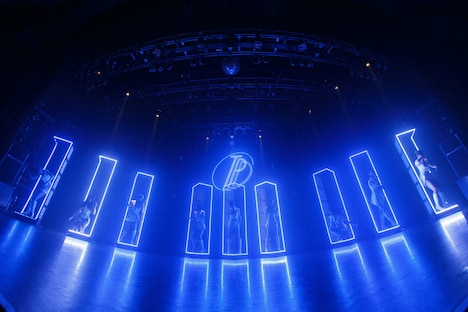 「東京パフォーマンスドール LIVE TOUR 2014夏～DANCE SUMMIT"1×0"ver1.0～」の様子。