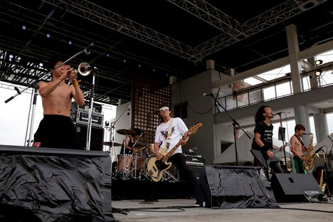 HEY-SMITH（撮影：仁礼博）