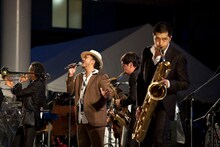 東京スカパラダイスオーケストラとMONGOL800。（撮影：仁礼博）