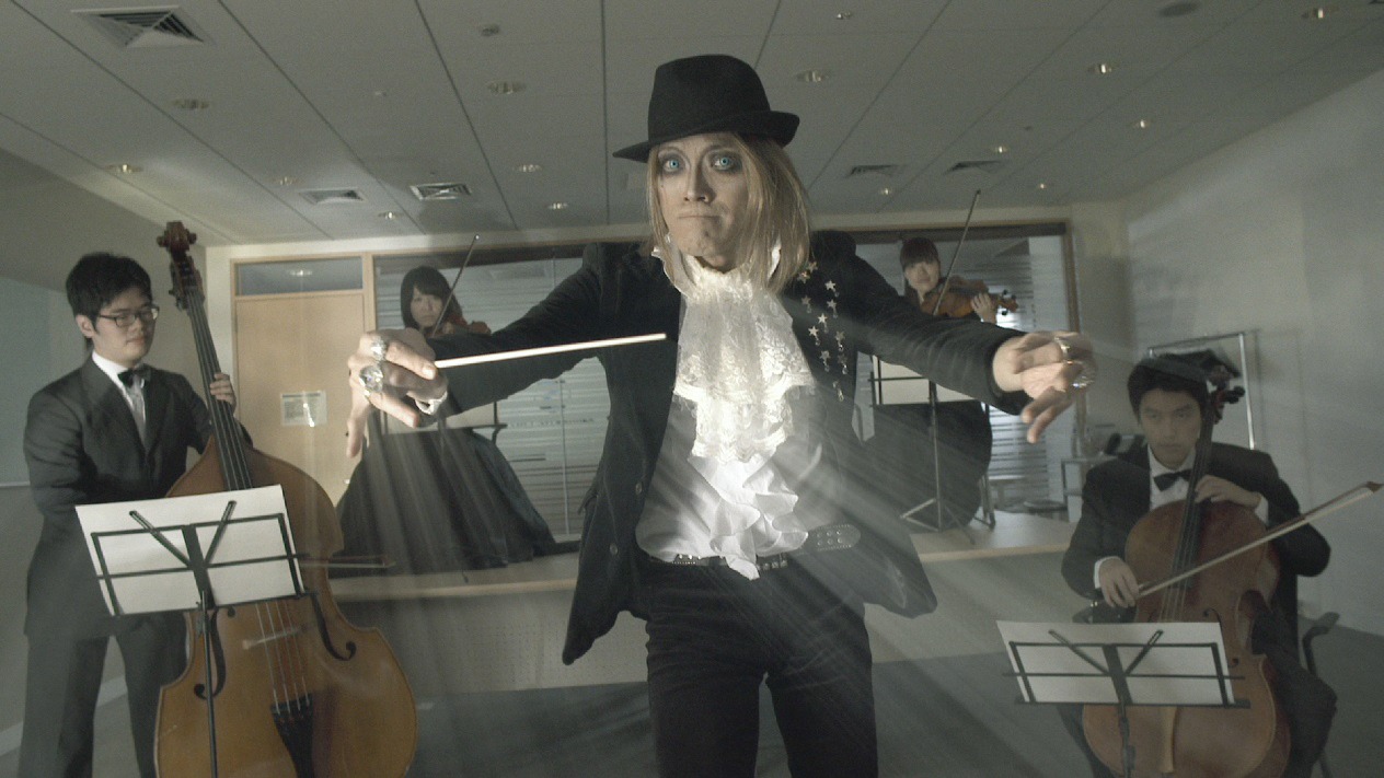 テレビ東京系「牙狼＜GARO＞-魔戒ノ花-」第19話「組曲」のワンシーン。(c)2014 雨宮慶太 / 東北新社