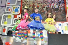 チームしゃちほこ「めざましライブ」の様子。