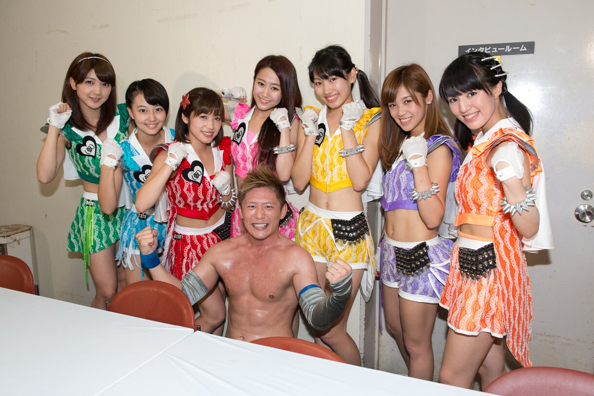 アップアップガールズ（仮）と大石真翔。