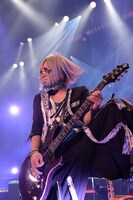 椎名未緒（G）（撮影：江隈麗志）