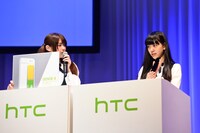 左から松村沙友理、堀未央奈。