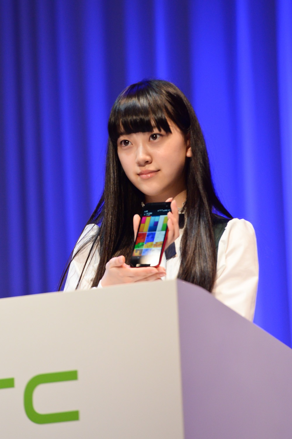 堀未央奈