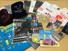 「浅井健一 Limited Booth」で販売予定のグッズ。