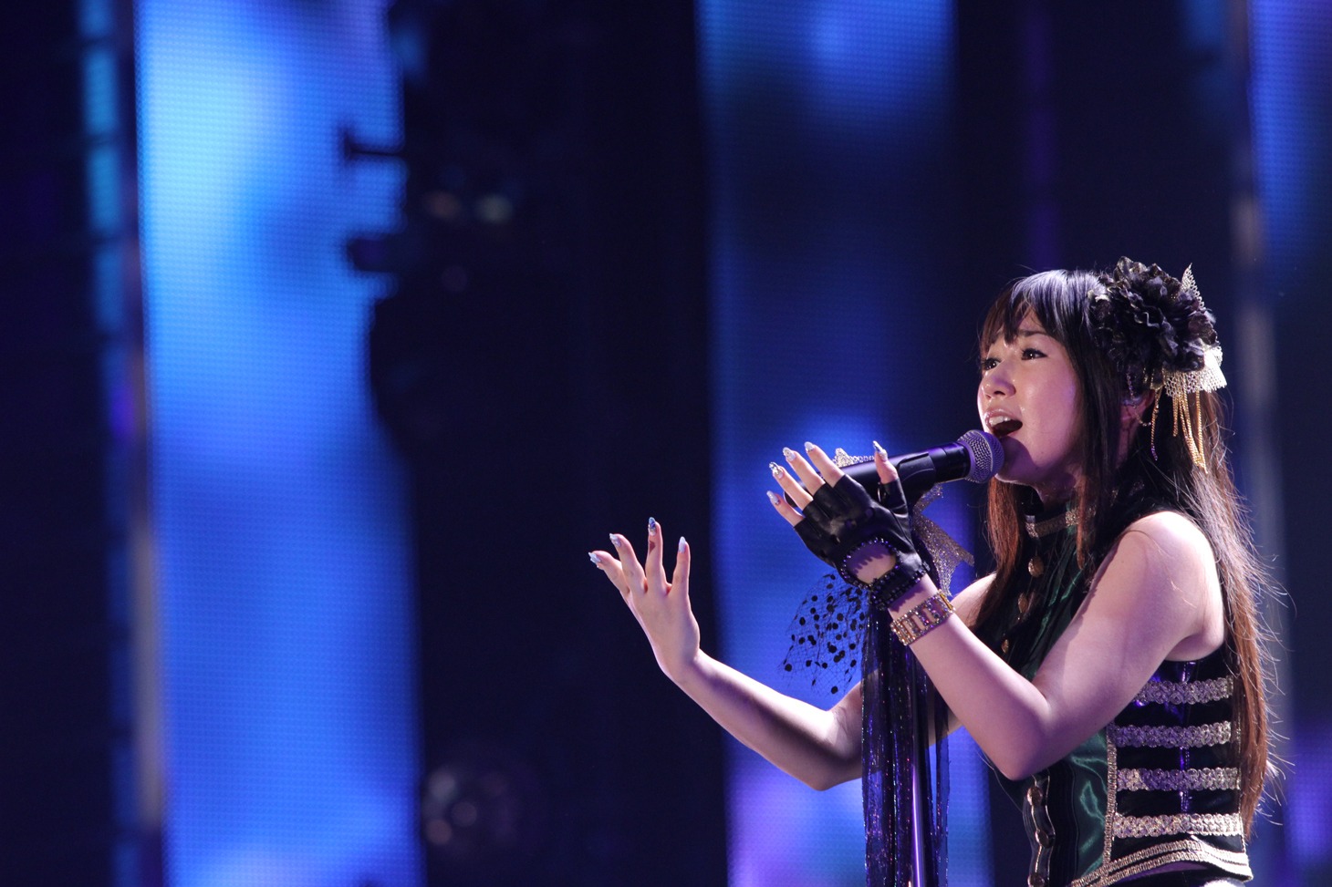 水樹奈々