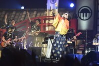 今週の人気画像8位は「あの曲は21分！レキシ初武道館で真剣MCも」より、レキシ。