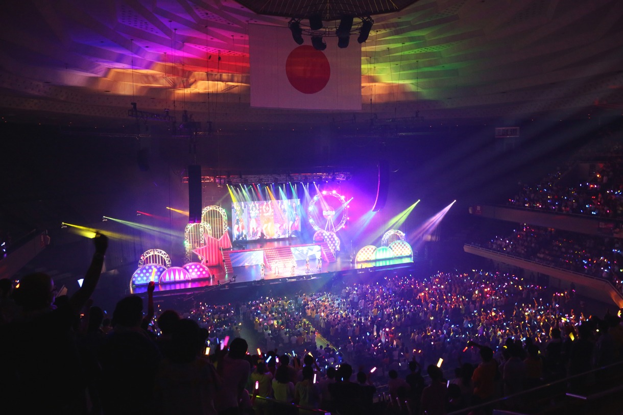 9nine「9nine Dream Live in 武道館」の様子。